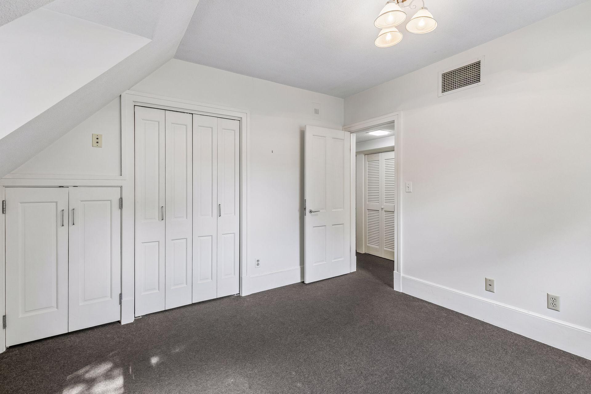 Upper level bedroom 4
