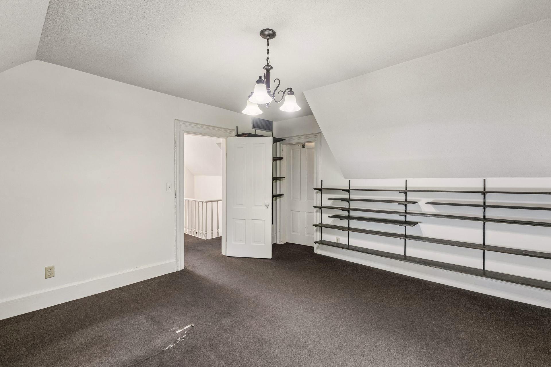 Upper level Bedroom 1