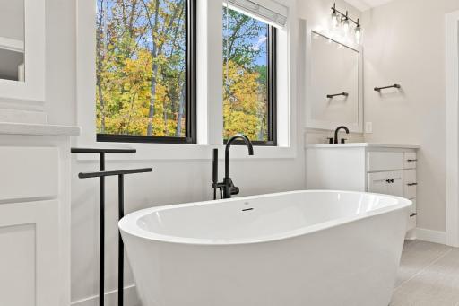 4304 Hillside Drive, Medina, MN 55340