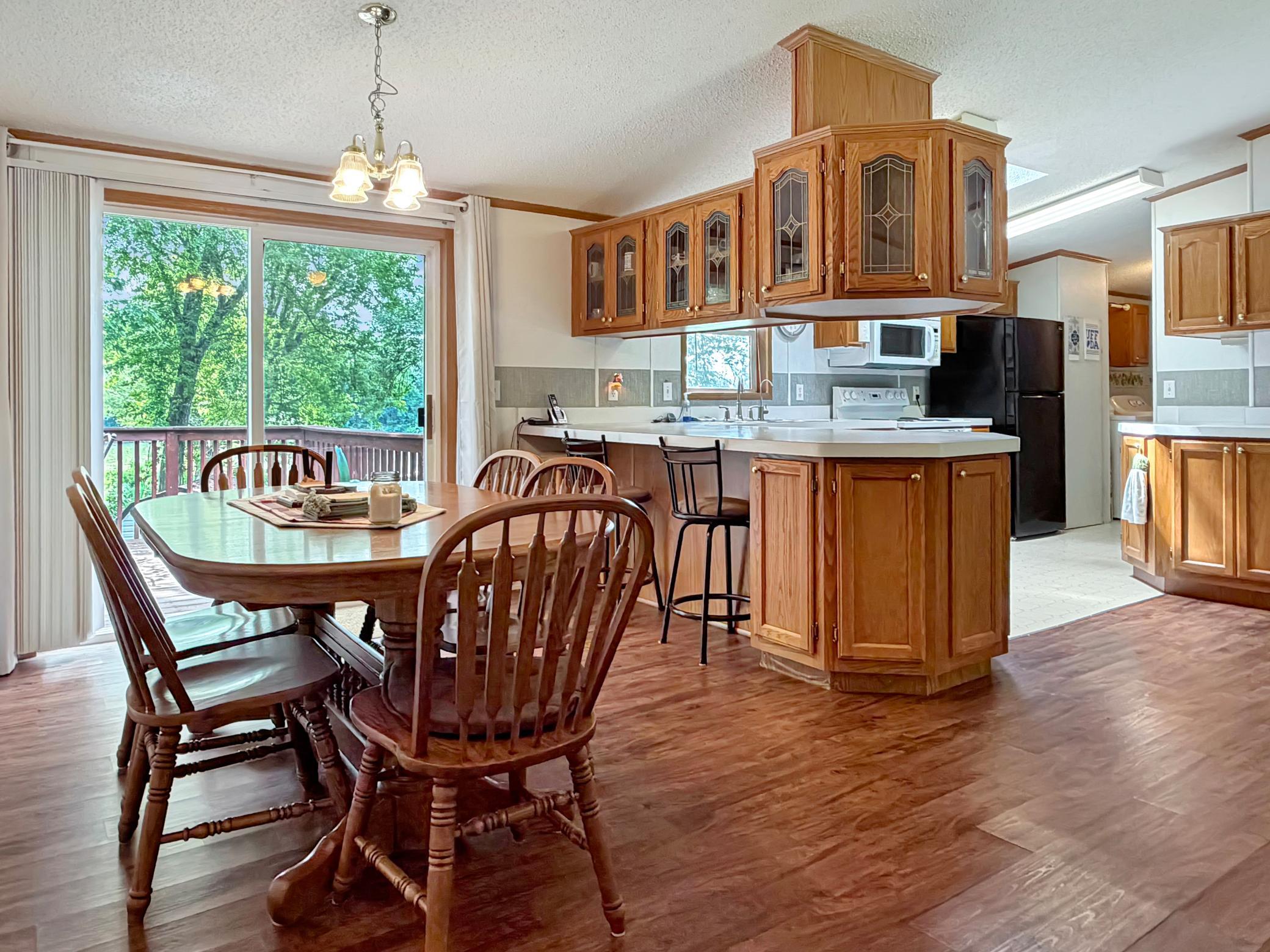 Spacious Dining Room