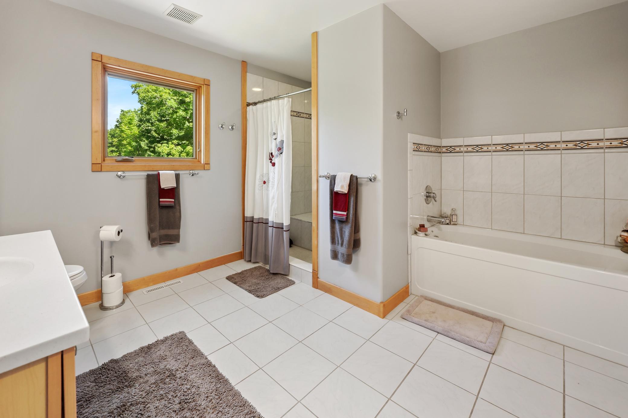 Primary bath