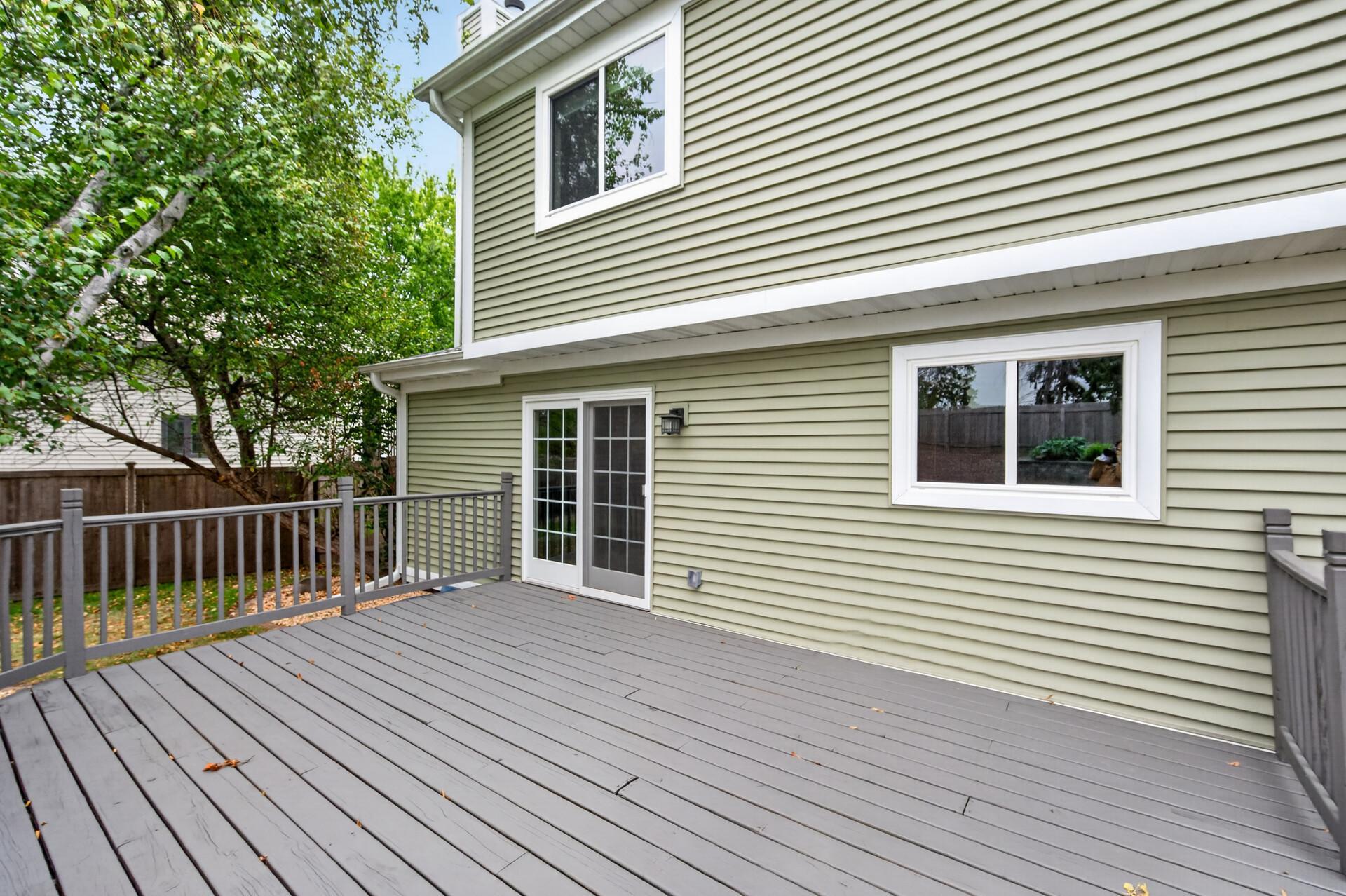 Rear deck