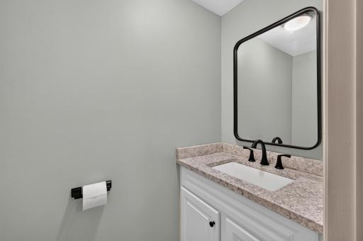 872 Winterberry Court, Woodbury, MN 55125