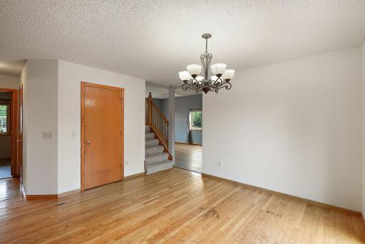 Walk In Pantry!