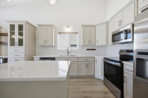 3851 19th Street S, Moorhead, MN 56560
