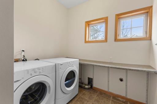 1080 82nd Street E, Inver Grove Heights, MN 55077
