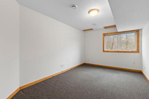 1080 82nd Street E, Inver Grove Heights, MN 55077