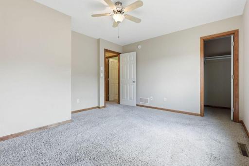2528 42nd Avenue S, Saint Cloud, MN 56301