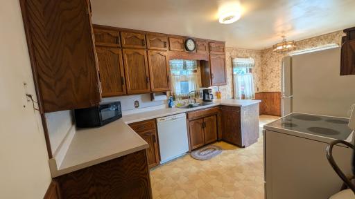 1507 4th Avenue NW, Austin, MN 55912