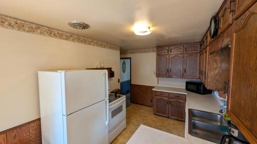 1507 4th Avenue NW, Austin, MN 55912