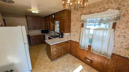 1507 4th Avenue NW, Austin, MN 55912