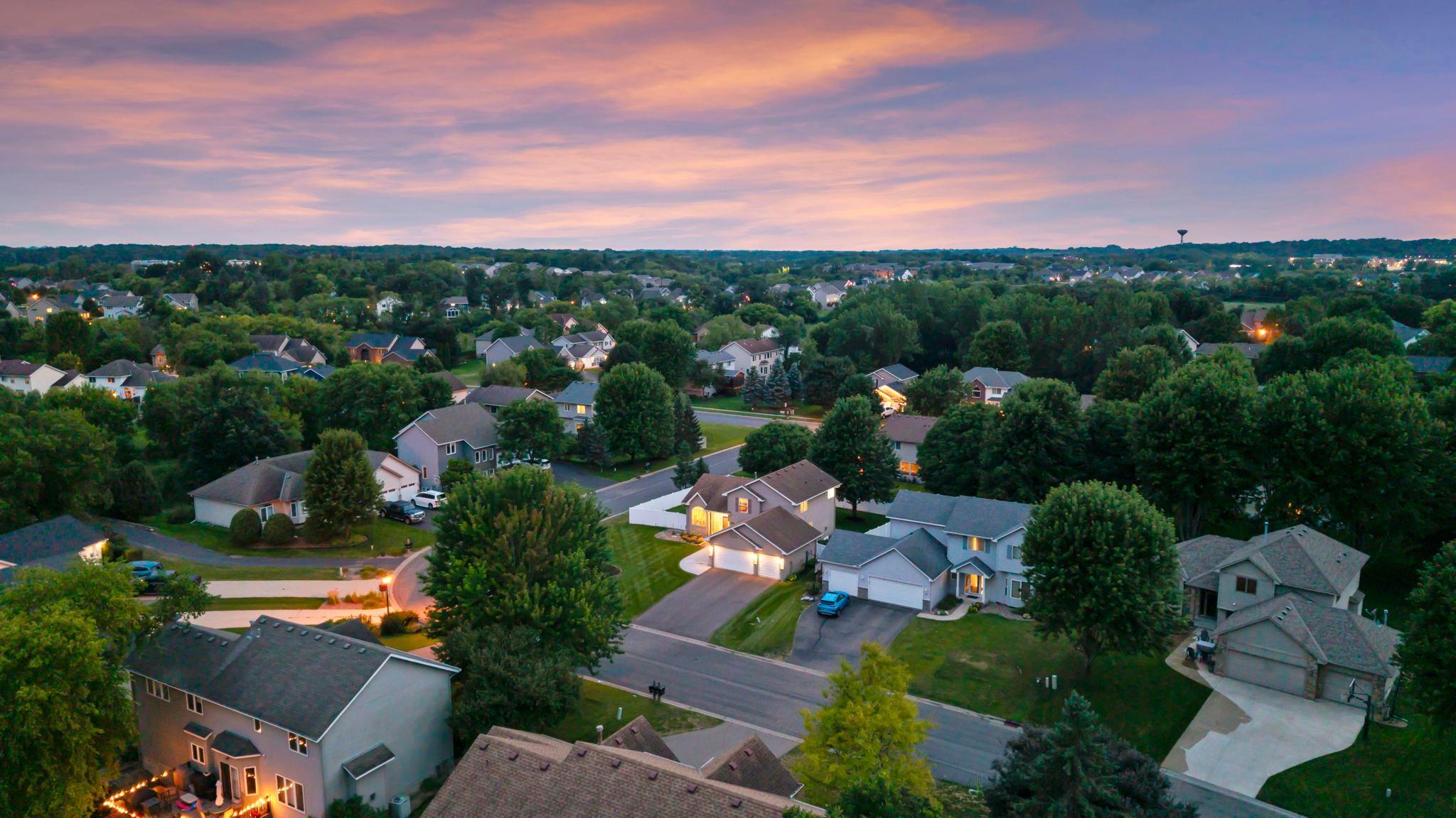 Enjoy a peaceful neighborhood setting while still being conveniently close to shopping, schools, parks, trails, and everyday necessities