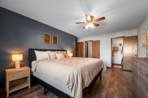 27-web-or-mls-3837 Gershwin Ave N-119.jpg