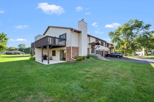 54-web-or-mls-3837 Gershwin Ave N-251.jpg