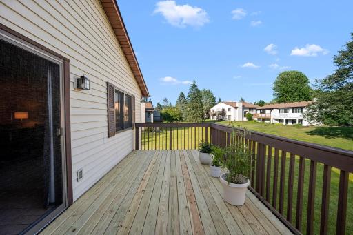 48-web-or-mls-3837 Gershwin Ave N-161.jpg