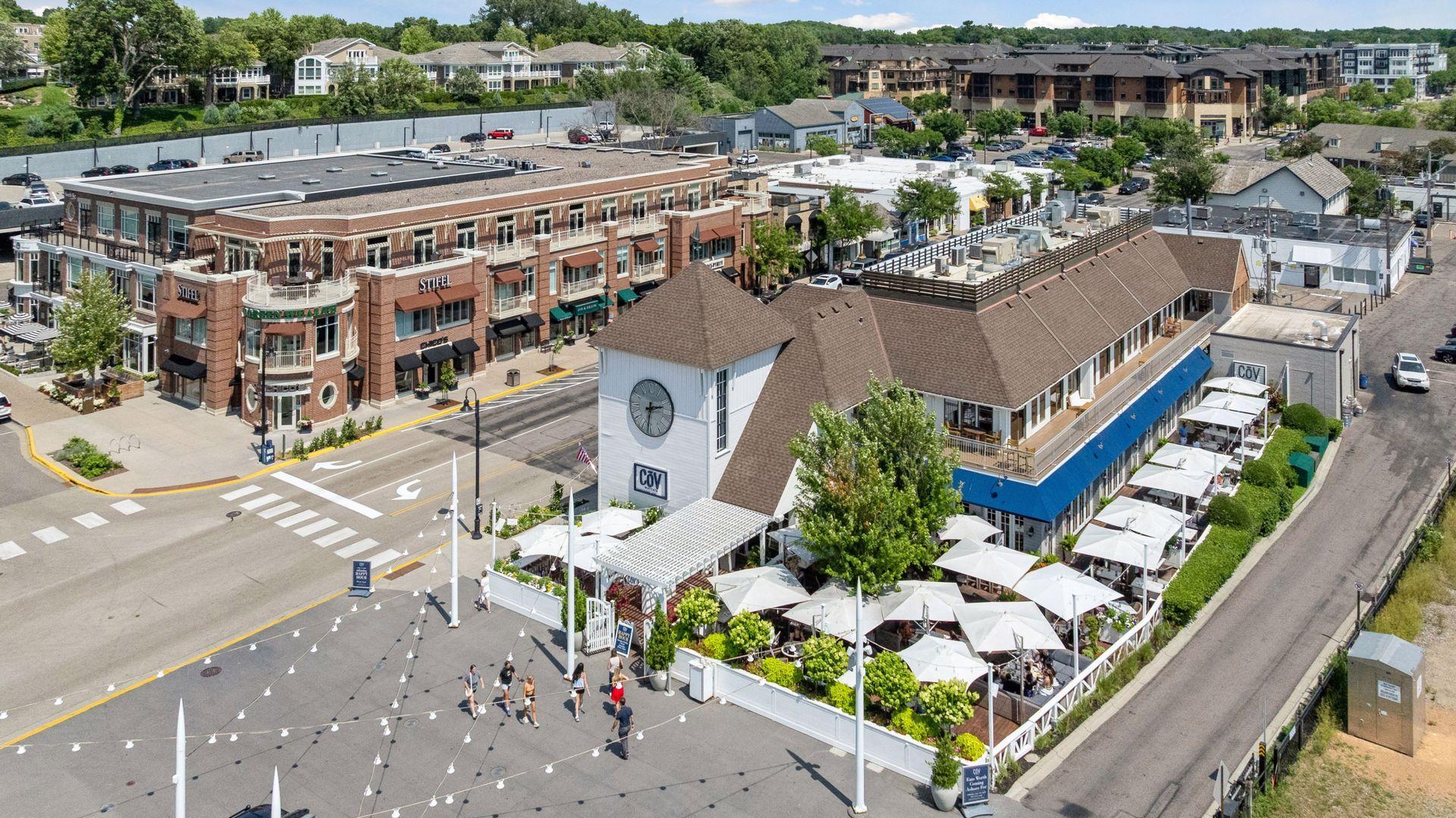 Also just minutes to downtown Wayzata 3 - dining, shopping, and more.