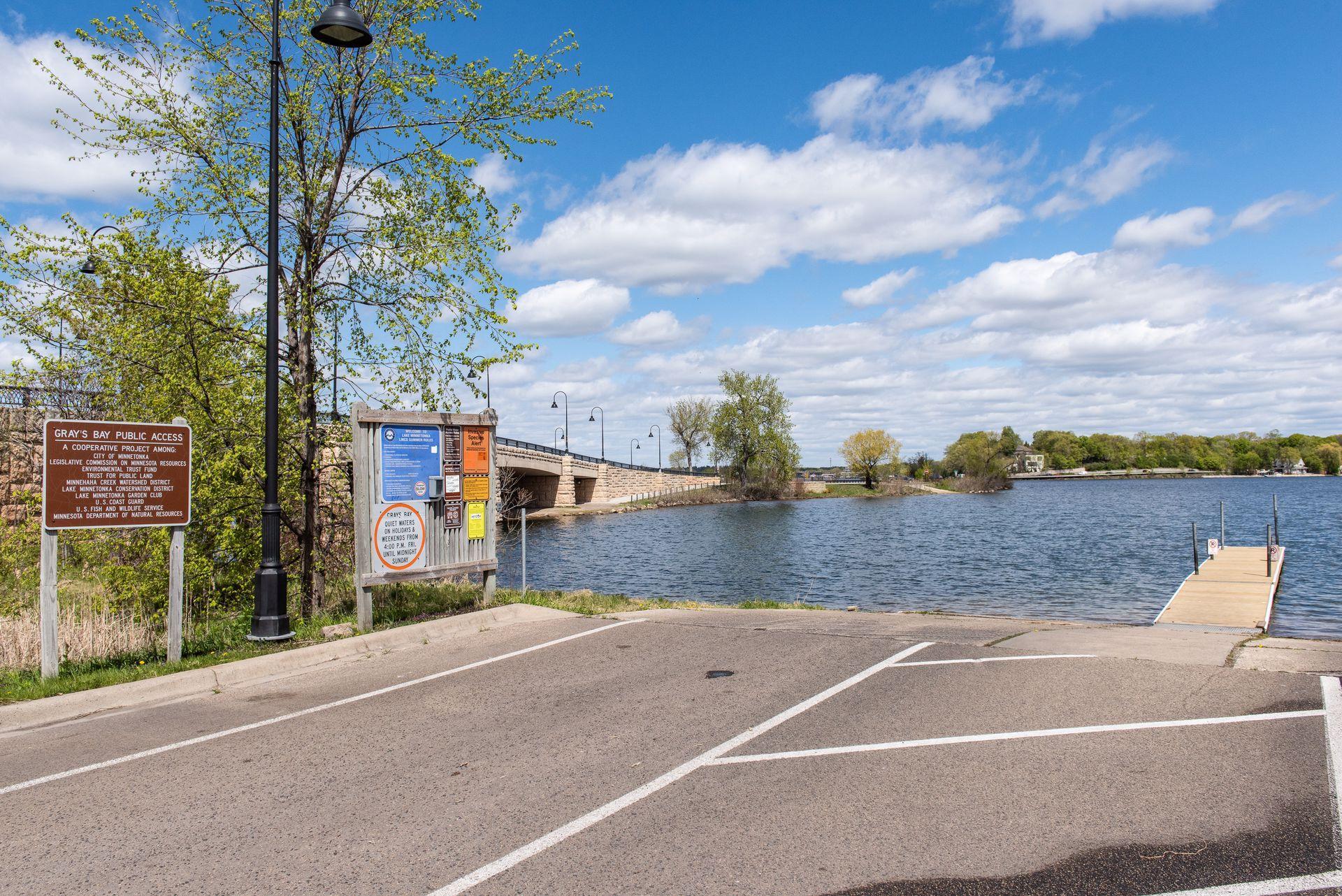 Just 6 minutes to Gray's Bay public boat launch; Lake Minnetonka lifestyle right down the road!