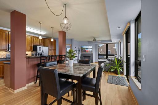 7601 Aldrich Avenue S, 317, Minneapolis, MN 55423