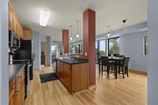 7601 Aldrich Avenue S, 317, Minneapolis, MN 55423
