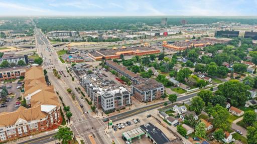 7601 Aldrich Avenue S, 317, Minneapolis, MN 55423