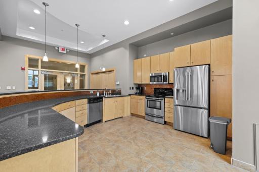 7601 Aldrich Avenue S, 317, Minneapolis, MN 55423