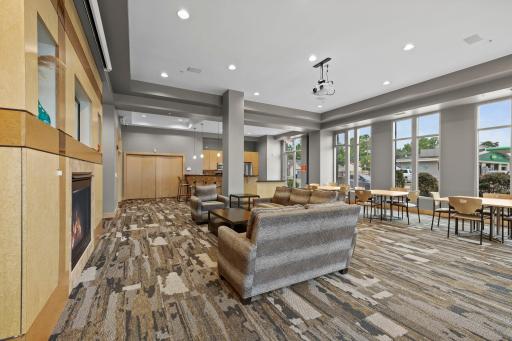 7601 Aldrich Avenue S, 317, Minneapolis, MN 55423