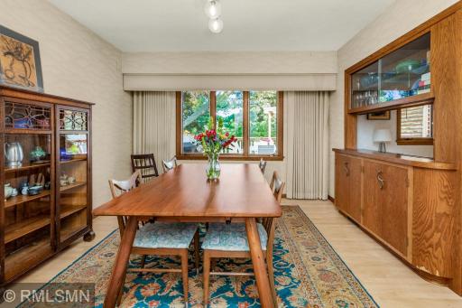 1 Hingham Circle, Mendota Heights, MN 55118