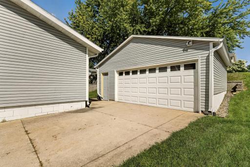 709 37th Street SW, Rochester, MN 55902