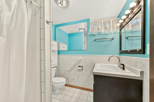 709 37th Street SW, Rochester, MN 55902