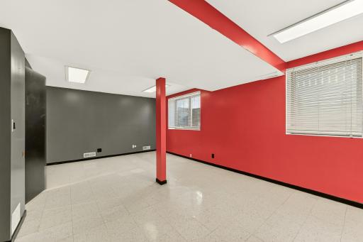 709 37th Street SW, Rochester, MN 55902