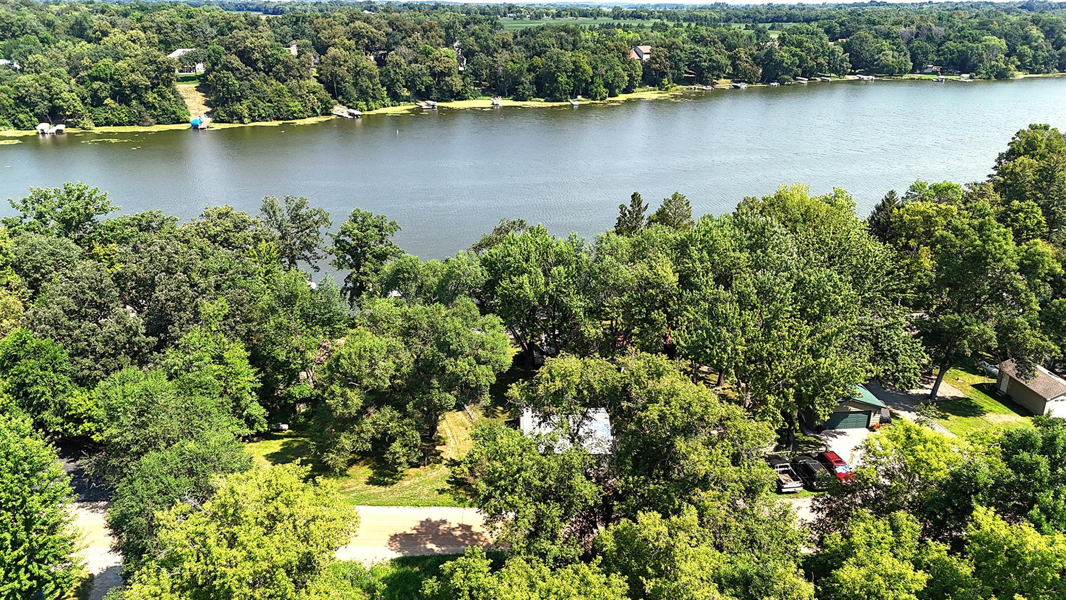 Lake Marie combines with Lake Louisa to give you 335 acres of recreational enjoyment