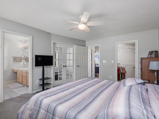 733 Ashley Drive, Chaska, MN 55318