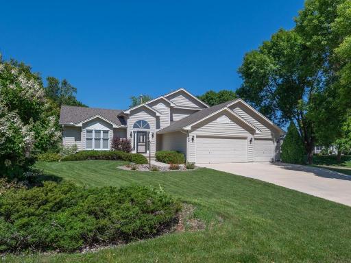733 Ashley Drive, Chaska, MN 55318