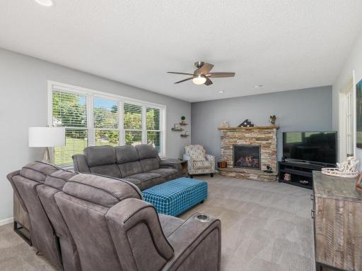 733 Ashley Drive, Chaska, MN 55318