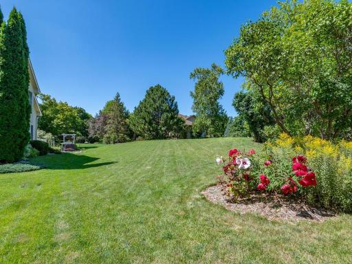 733 Ashley Drive, Chaska, MN 55318