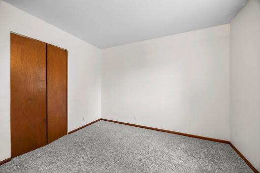59-web-or-mls-168 Linden Cir-134 - Copy.jpg