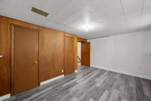 74-web-or-mls-168 Linden Cir-29 - Copy.jpg