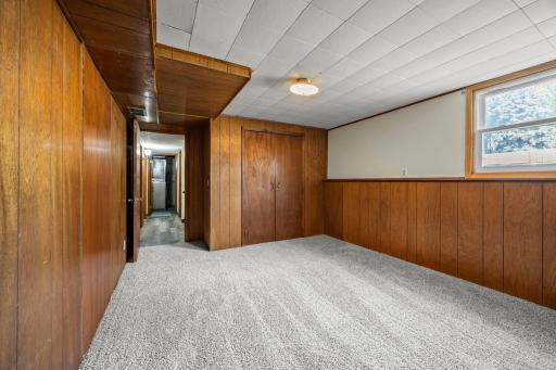 89-web-or-mls-168 Linden Cir-209 - Copy.jpg
