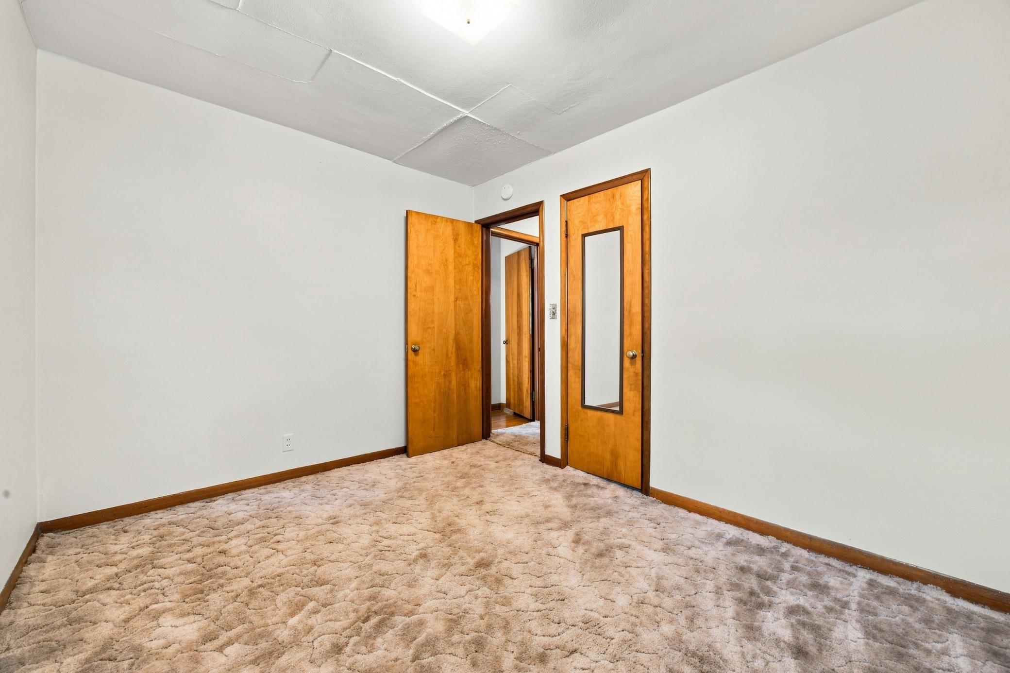 Bedroom #1