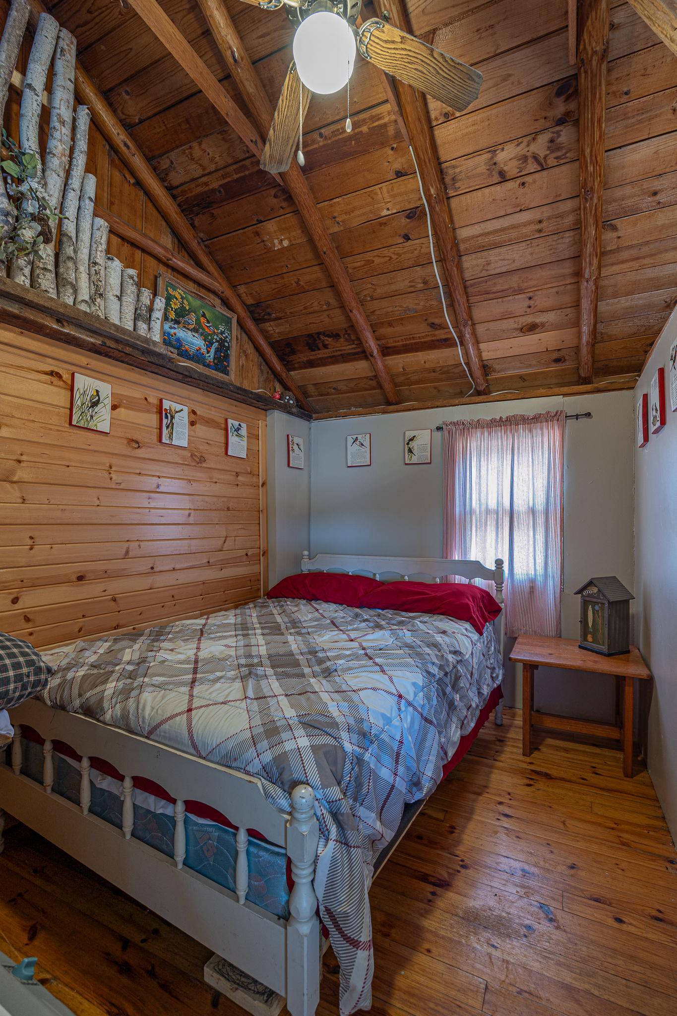 Cabin 3 bedroom 2