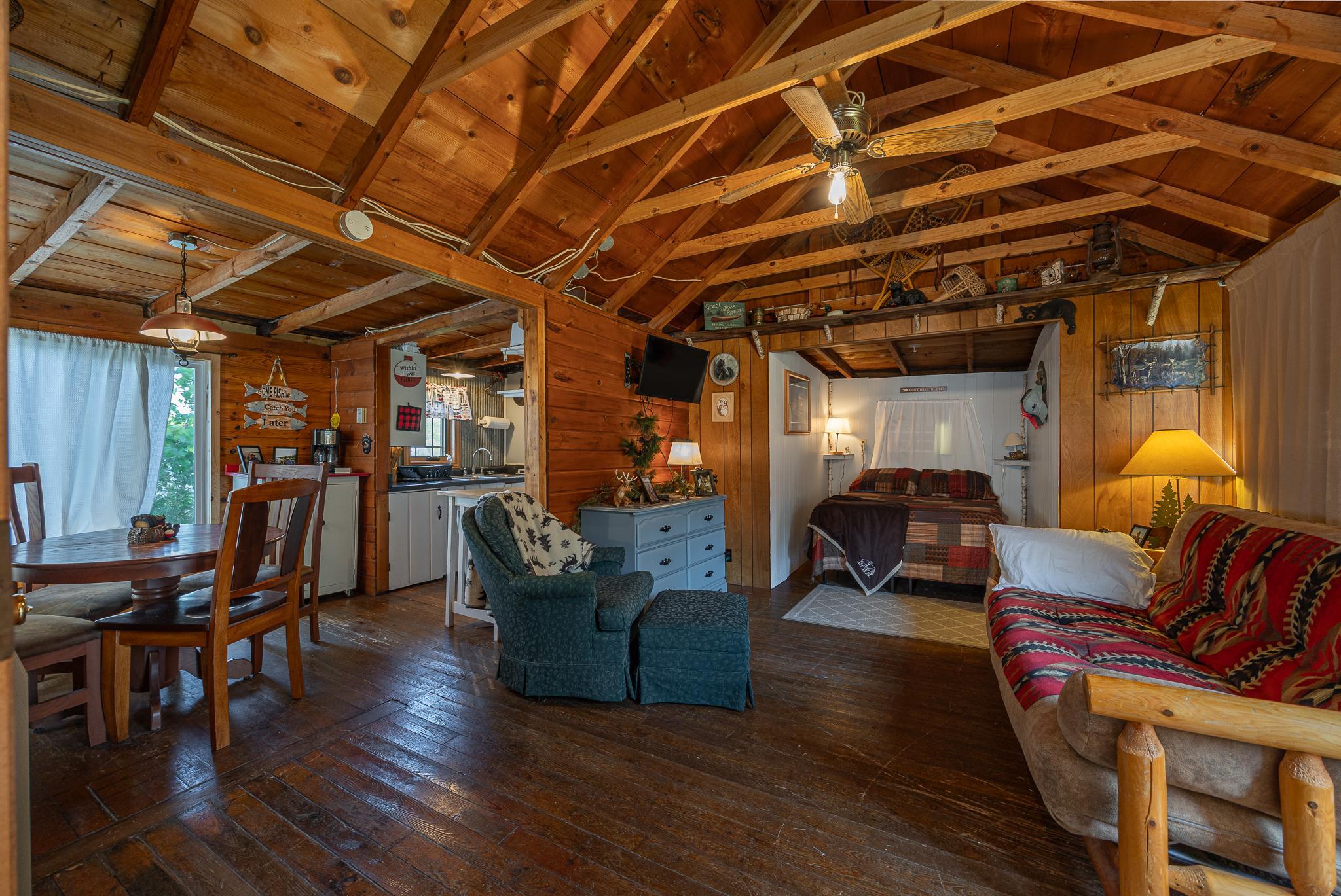 Cabin 4 living room