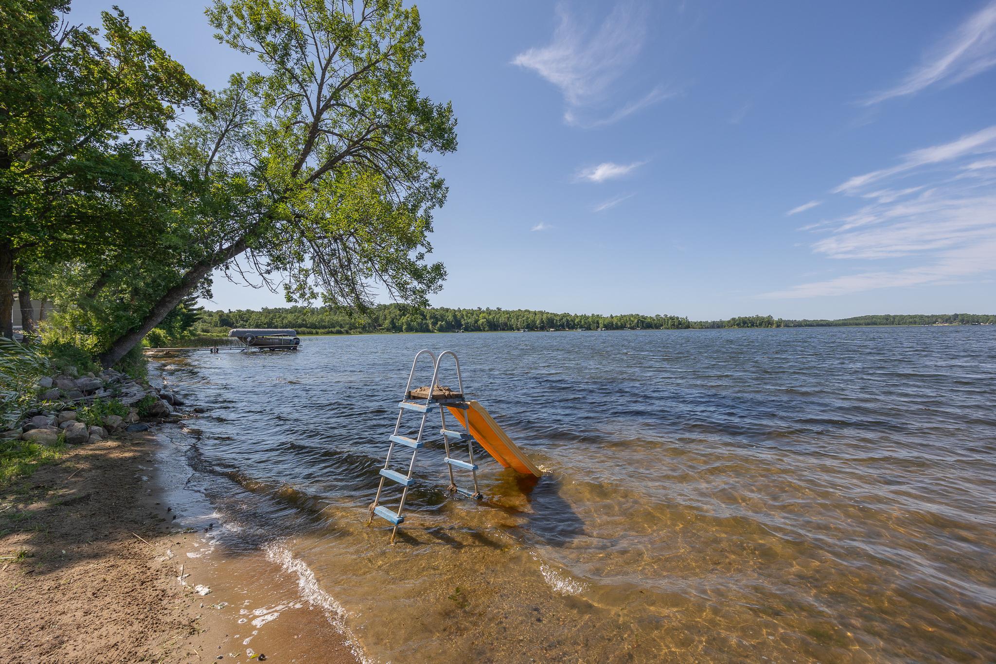 Great swimming shoreline on Wabedo Lake