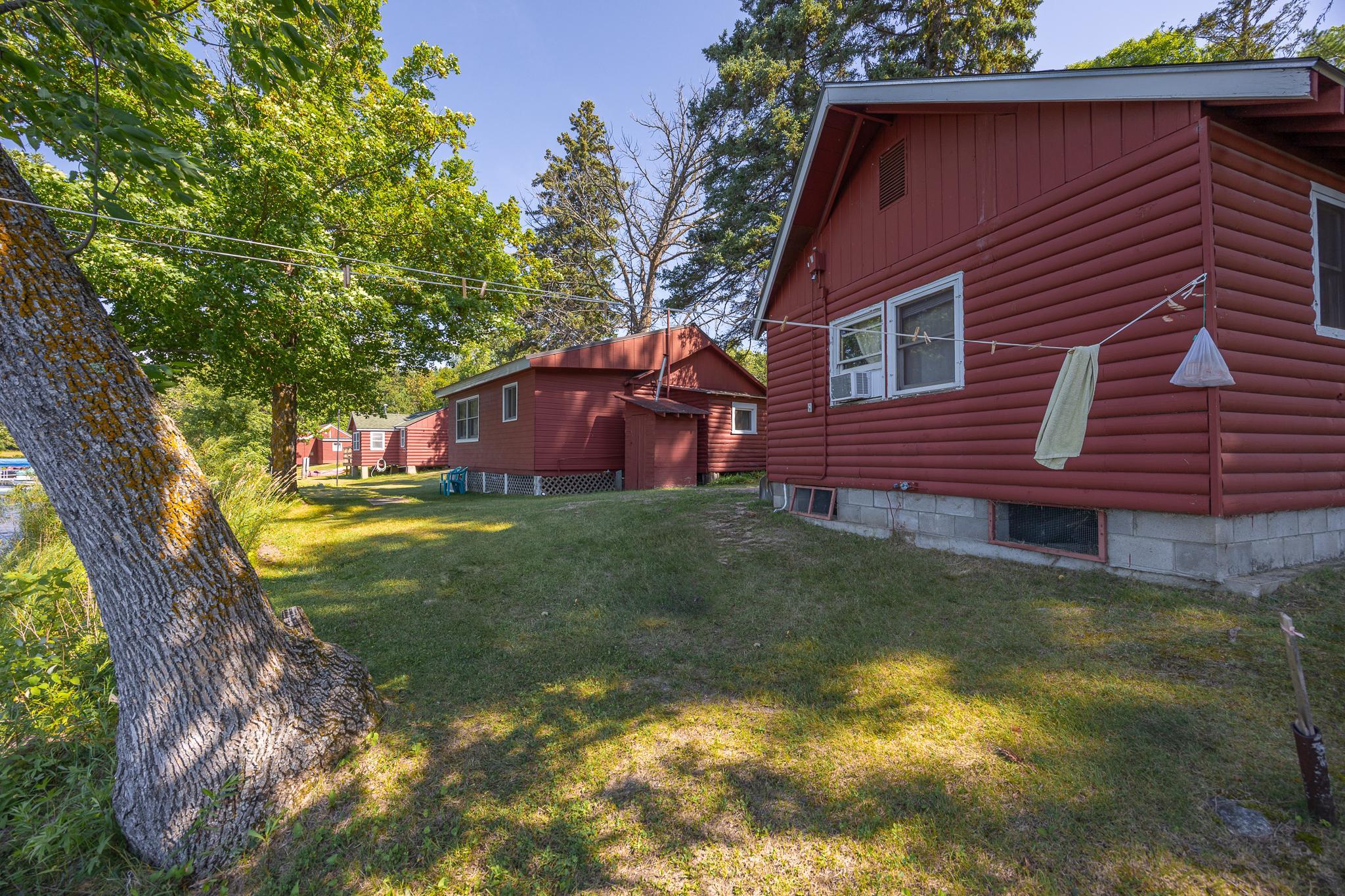 4 lakeside seasonal cabins