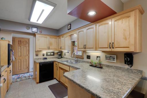 8710Photography-Web-Friendly-5840-Tennison-Drive-Northeast-Fridley-MN-55432-16.jpg