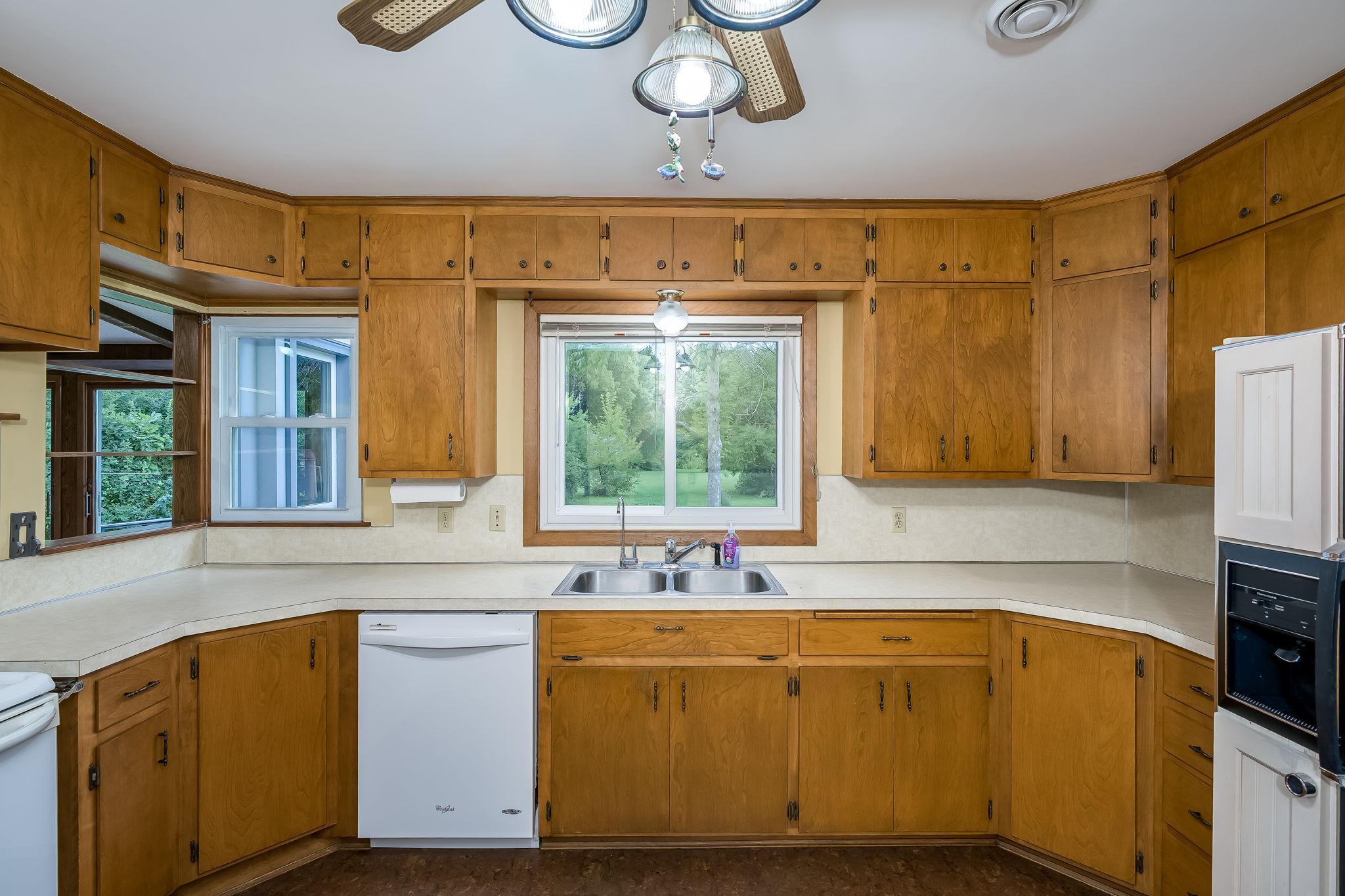 This home has lots of natural light and views of the backyard, making this a great home for entertaining.