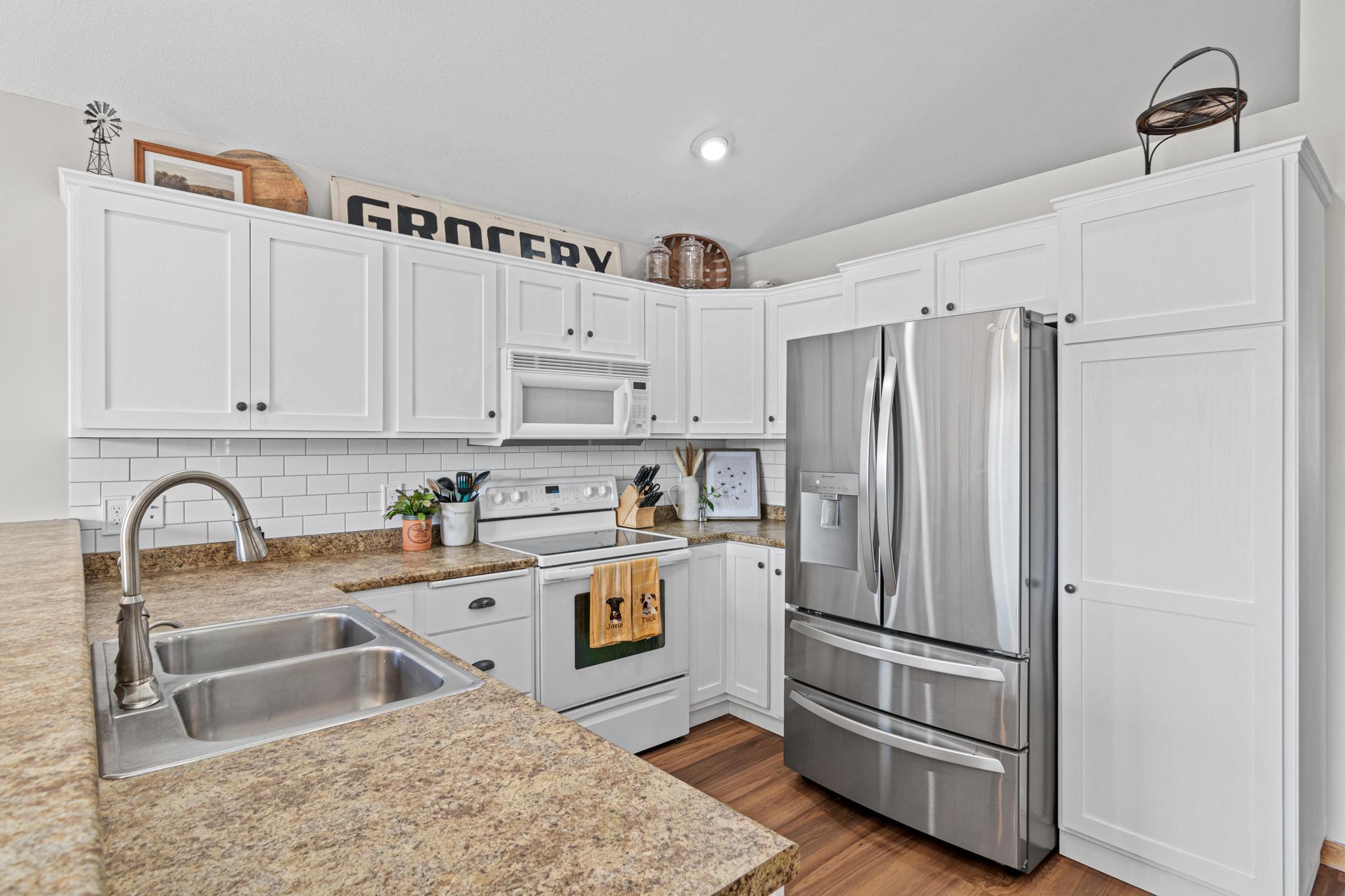 The gorgeous kitchen is designed to keep everyday life running smoothly.