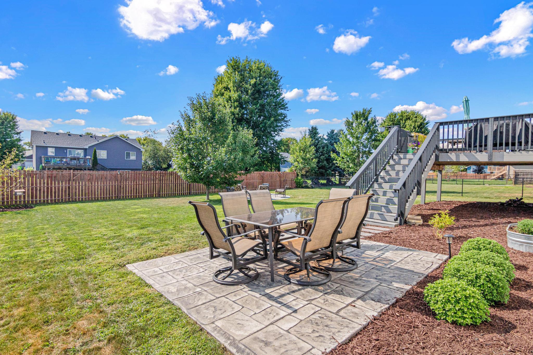 Space to dine, grill, and relax.