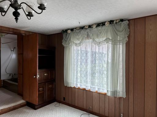 Private Entry Bedroom Build-ins & Window