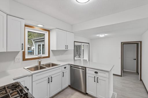 9225 Northwood Parkway, Minneapolis, MN 55427
