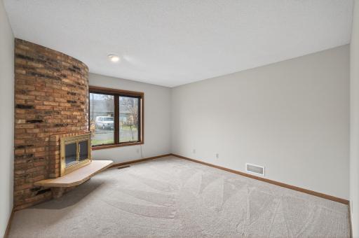 11245 57th Avenue N, Minneapolis, MN 55442